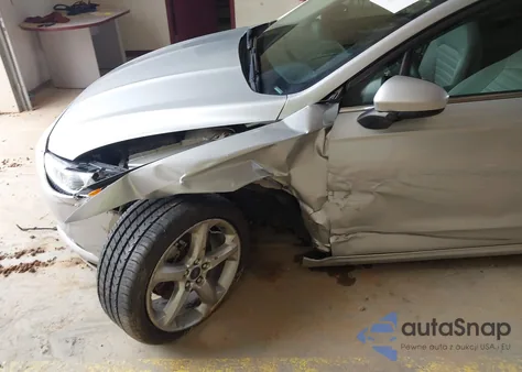 2016 Ford Fusion S z USA, uszkodzony, nr VIN 3FA6P0G75GR274240